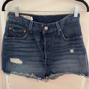 Levi’s 501 size 28